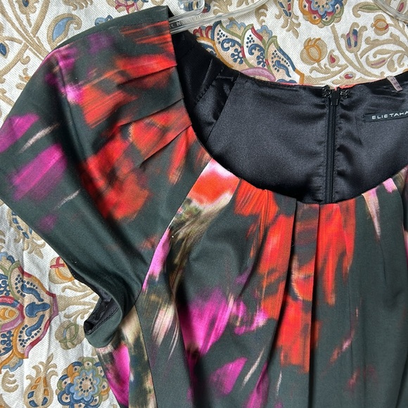 Elie Tahari Abstract Black/Multicolor Watercolor Sheath Dress Pleated/Slit 2 - Picture 9 of 17